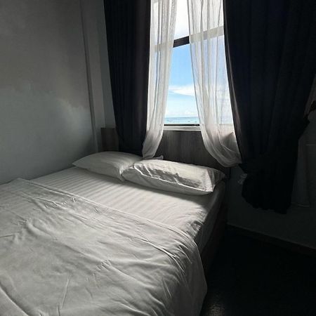 The Room Inn - Pasir Panjang Kampung Kuala Besut Exteriör bild